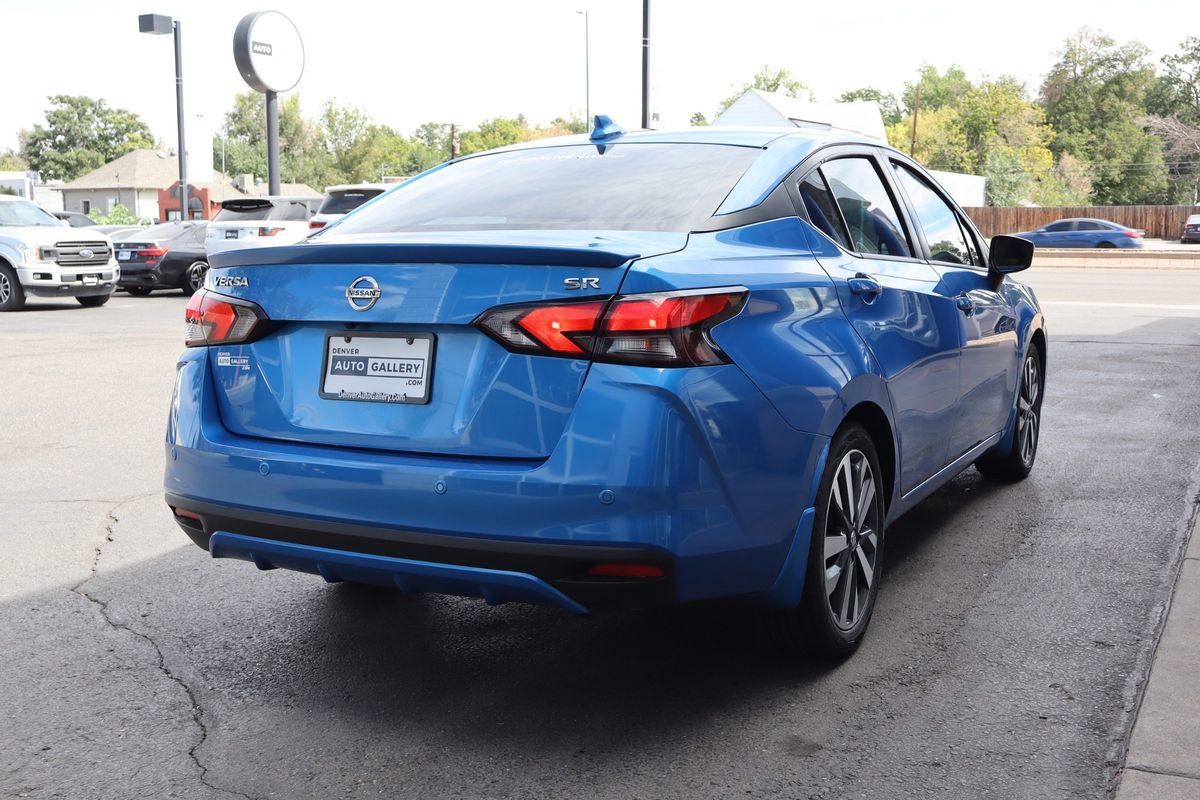 Used 2021 Nissan Versa SR w/ Convenience Package FWD image 5