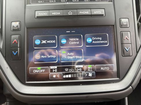 Certified 2024 Subaru Crosstrek 2.0i image 22