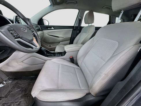 Used 2021 Hyundai Tucson Value FWD image 22