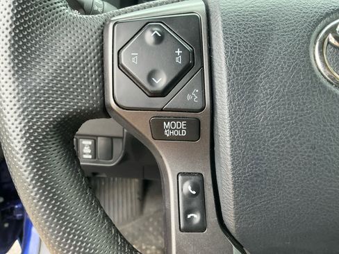 Used 2023 Toyota Tacoma TRD Off-Road image 22