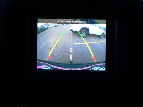 Used 2020 Jeep Grand Cherokee Laredo image 17