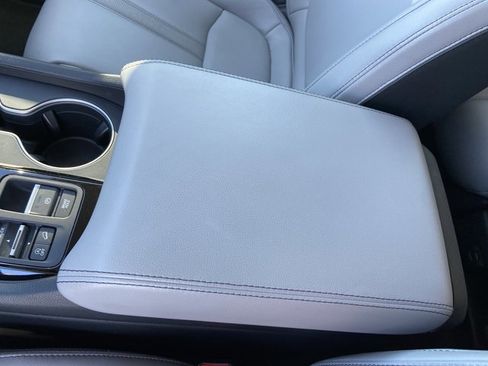 Used 2023 Honda Pilot Touring image 43