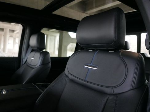 Used 2026 Ford F450 Platinum w/ FX4 Off-Road Package image 13