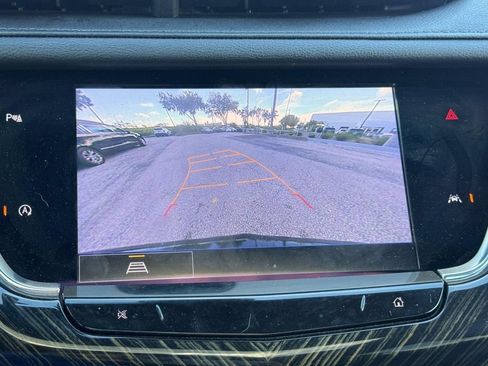 Used 2023 Cadillac XT6 Premium Luxury FWD image 19