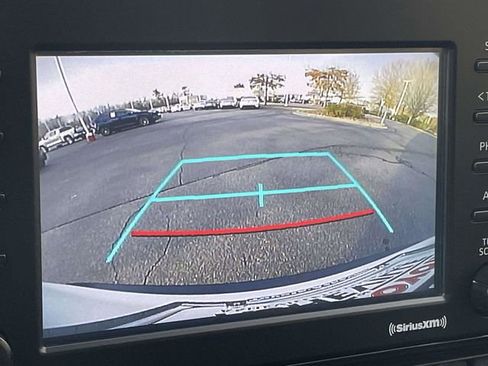 Used 2021 Toyota RAV4 LE image 27