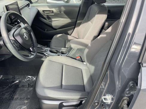 Used 2024 Toyota Corolla LE image 30