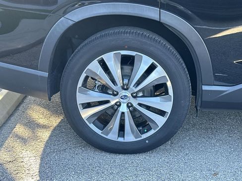 Used 2019 Subaru Ascent Limited w/ Popular Package #3 AWD/4WD image 14