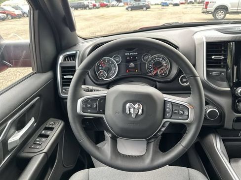 Used 2025 RAM 1500 Big Horn AWD/4WD image 13