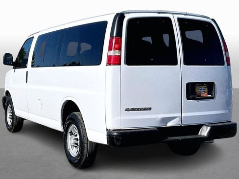 Used 2017 Chevrolet Express 2500 LS image 11