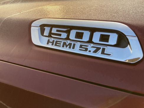 Used 2019 RAM 1500 Big Horn AWD/4WD image 11