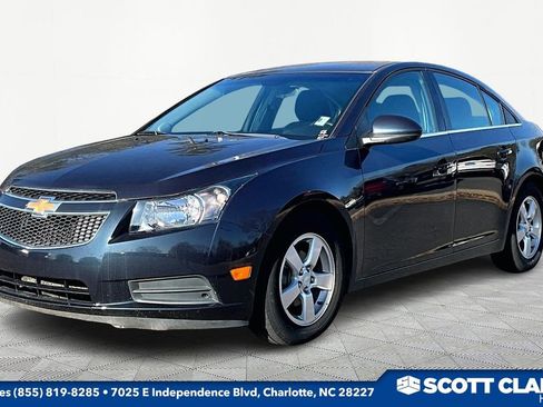 Used 2014 Chevrolet Cruze LT image 3