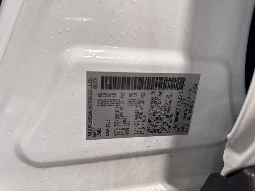 Used 2024 Nissan Rogue SV AWD/4WD image 22