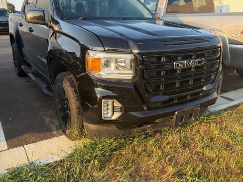 Certified 2022 GMC Canyon Elevation w/ Trailering Package AWD/4WD image 2