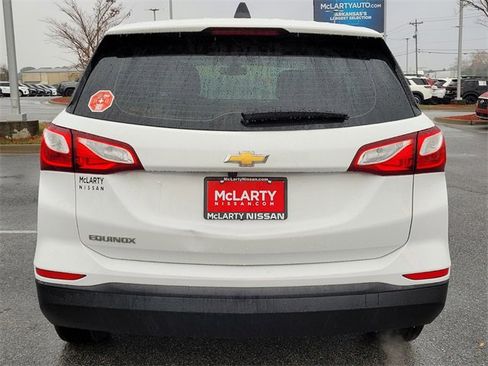 Used 2020 Chevrolet Equinox LS image 6