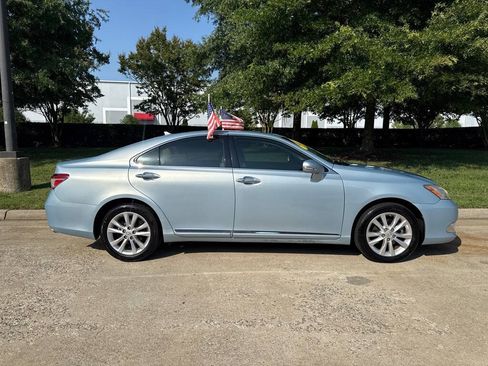 Used 2011 Lexus ES 350 FWD image 2