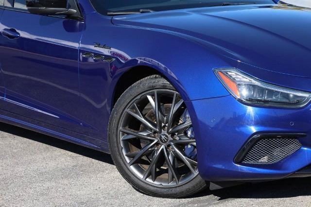 Used 2022 Maserati Ghibli Modena RWD image 3