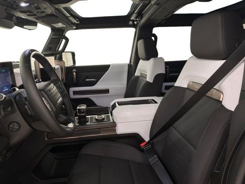 Used 2024 GMC Hummer EV 2X image 11