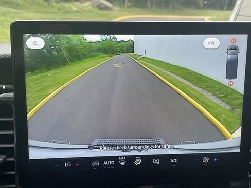 New 2025 Ford Transit 350 DRW w/ Interior Upgrade Package RWD image 15