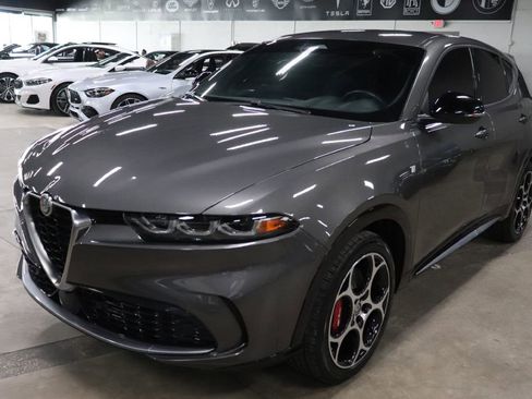 Used 2024 Alfa Romeo Tonale Ti image 1