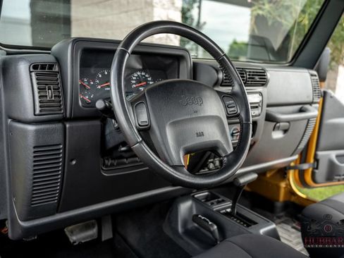 Used 2003 Jeep Wrangler Rubicon AWD/4WD image 18