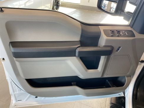 Certified 2022 Ford F350 XL w/ Power Equipment Group image 17