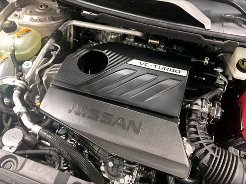 Used 2022 Nissan Rogue Platinum w/ Head-Up Display Package image 36