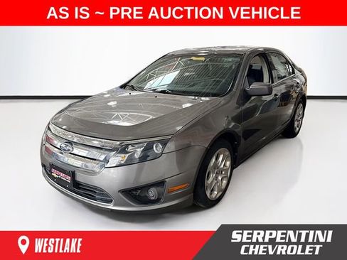Used 2010 Ford Fusion SE FWD image 1