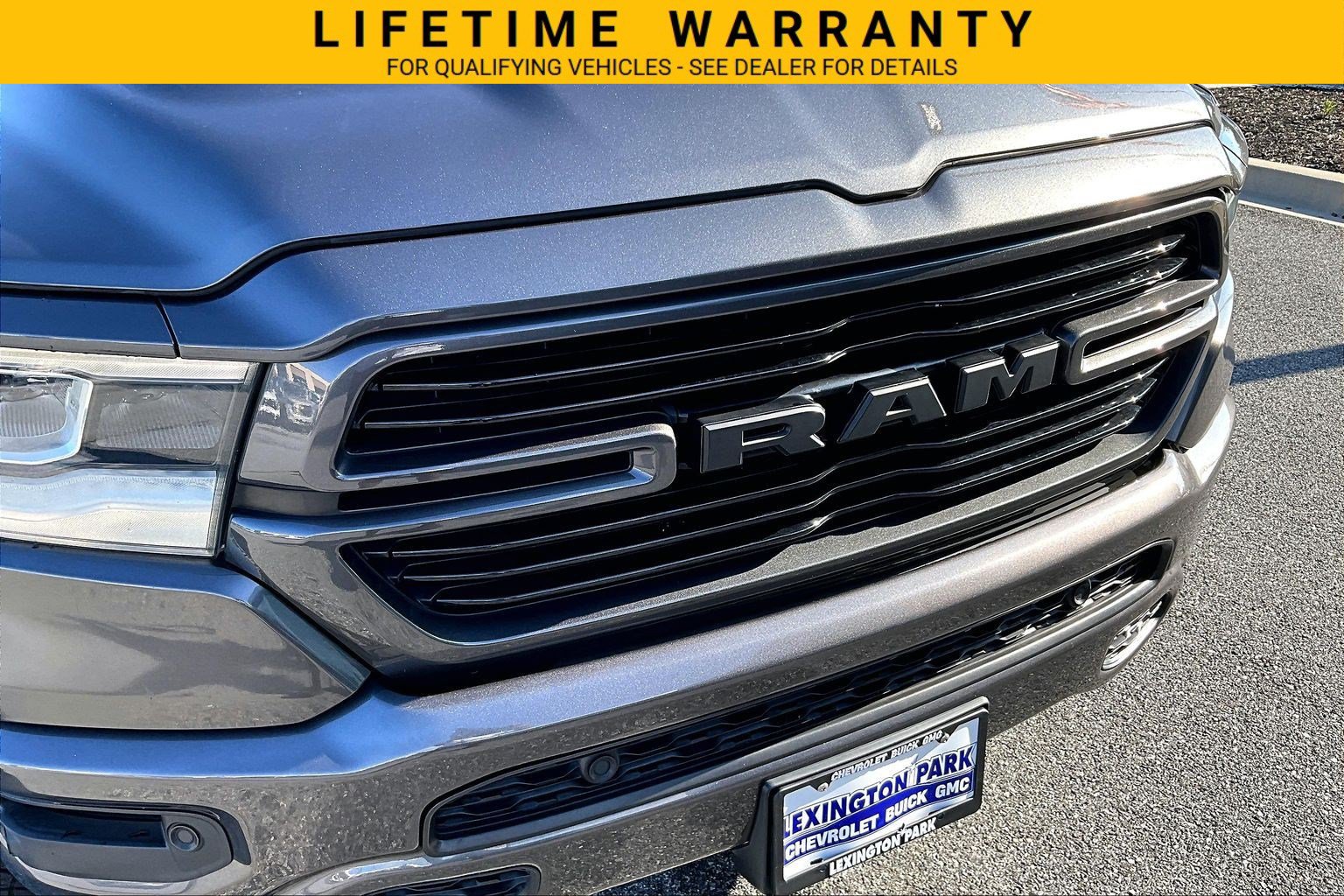 Used 2021 RAM 1500 Laramie w/ Sport Appearance Package AWD/4WD image 32