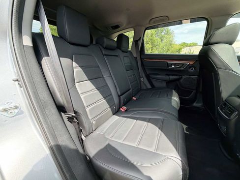 Used 2022 Honda CR-V Touring image 18