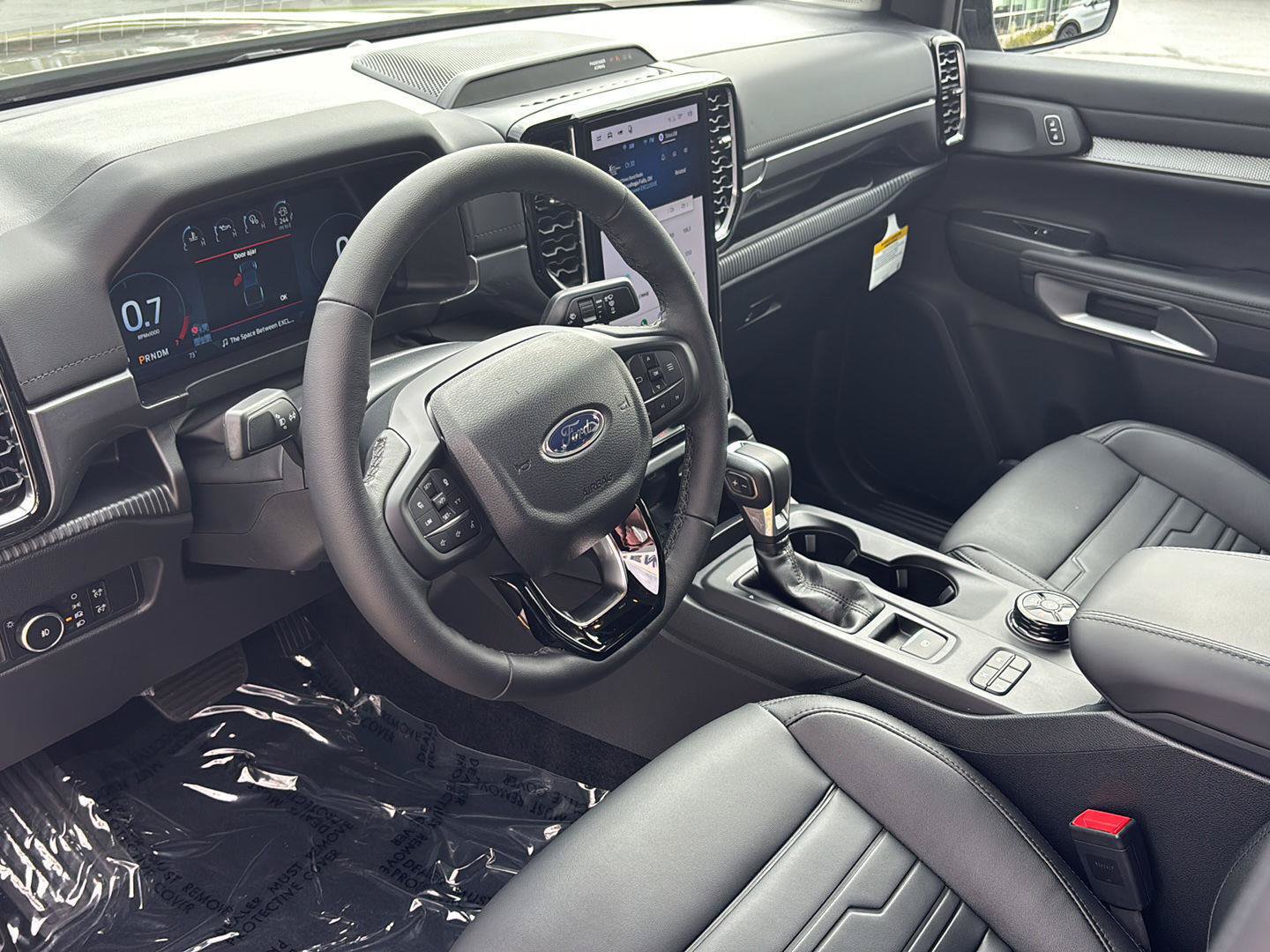 New 2026 Ford Ranger Lariat w/ Black Appearance Package AWD/4WD image 12