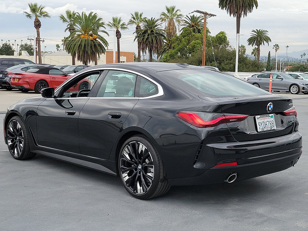 Used 2026 BMW 430i w/ Premium Package RWD image 2