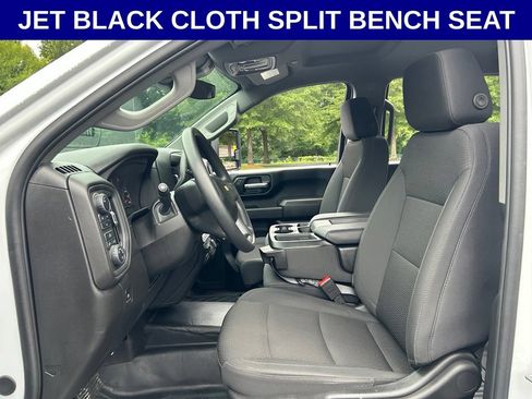 Used 2025 Chevrolet Silverado 3500 W/T AWD/4WD image 2