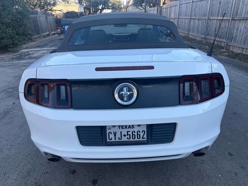 Used 2014 Ford Mustang Premium w/ Equipment Group 102A image 7