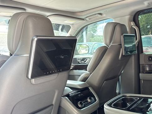 Used 2019 Lincoln Navigator L Reserve w/ Cargo Package AWD/4WD image 28