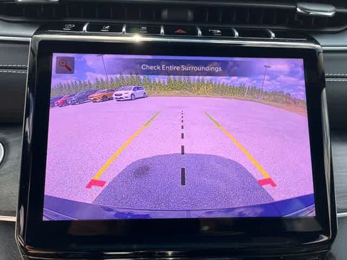 New 2025 Jeep Grand Cherokee Limited w/ Black Appearance Package image 17