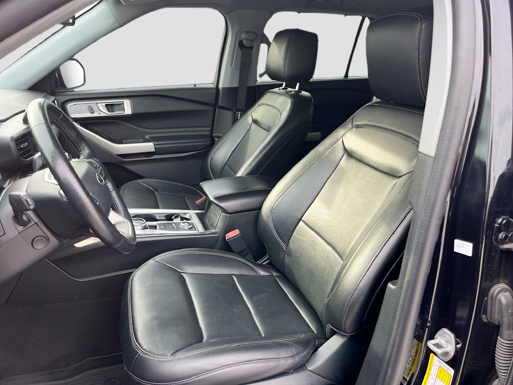 Used 2022 Ford Explorer Limited w/ Hybrid Equipment Group 310A AWD/4WD image 22