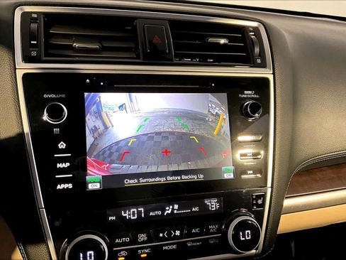 Used 2019 Subaru Outback 3.6R Limited AWD/4WD image 29
