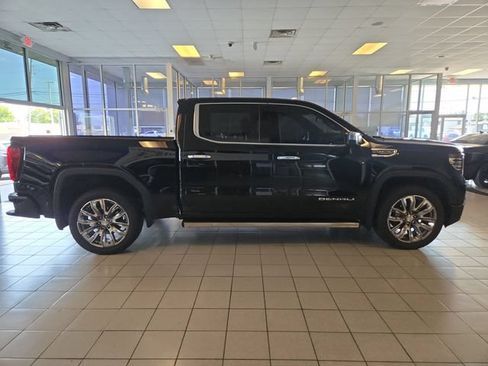 Used 2025 GMC Sierra 1500 Denali AWD/4WD image 9