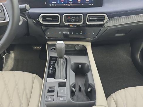 New 2026 Nissan Sentra SL image 3