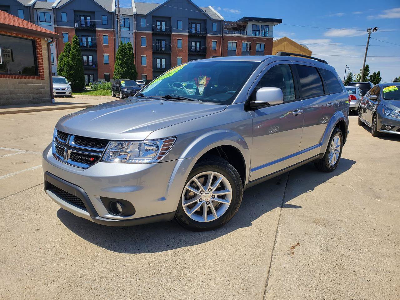 Used 2016 Dodge Journey SXT w/ Comfort/Convenience Group FWD image 3