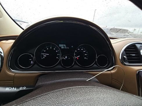 Used 2016 Buick Enclave Leather FWD image 2
