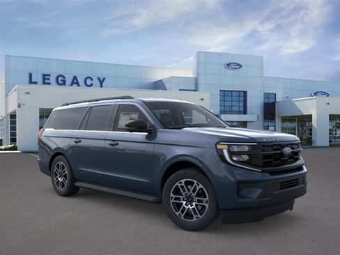 New 2026 Ford Expedition Max Active RWD image 7