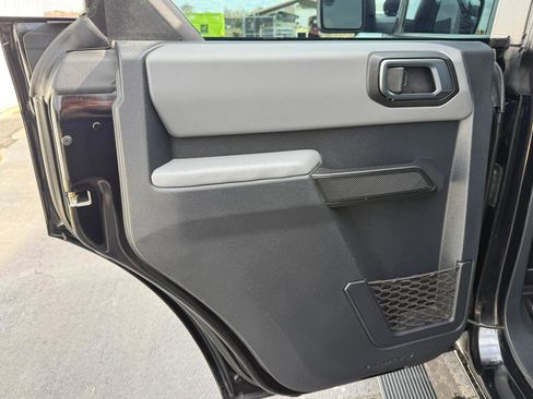 Used 2022 Ford Bronco 4-Door w/ Sasquatch Package image 11