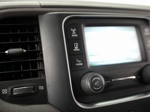 Used 2017 RAM 1500 Express image 21