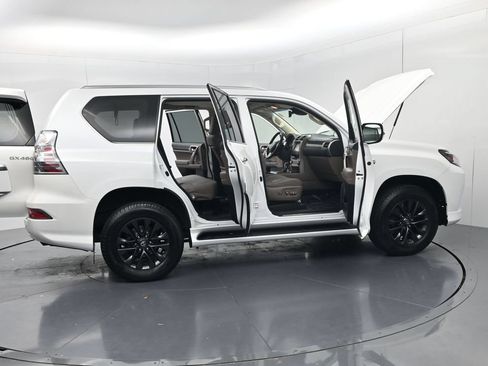 Used 2020 Lexus GX 460 Premium w/ Premium Package AWD/4WD image 64