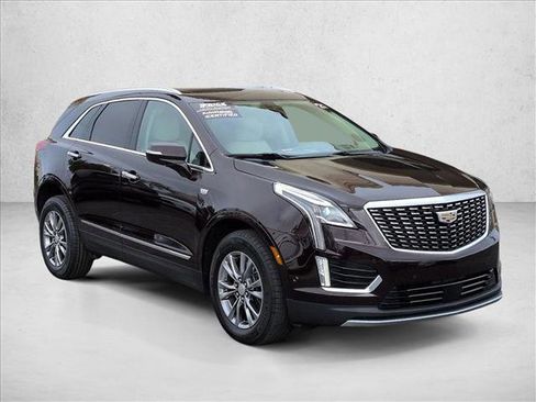 Used 2021 Cadillac XT5 Premium Luxury FWD image 3