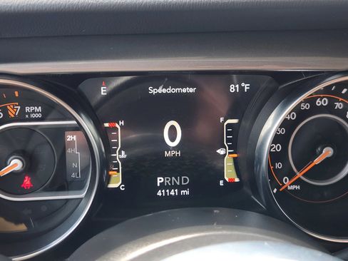 Used 2021 Jeep Wrangler Unlimited Sahara w/ Cold Weather Group image 26