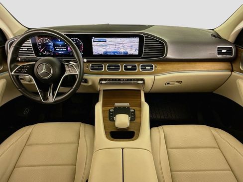 Used 2024 Mercedes-Benz GLE 350 4MATIC image 9