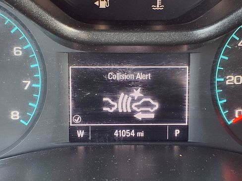 Used 2022 Chevrolet Colorado LT w/ Fleet Safety Package RWD image 18