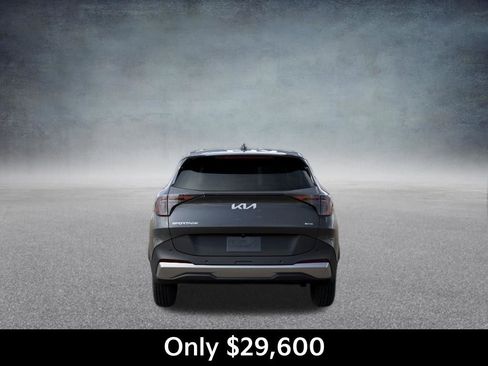 New 2026 Kia Sportage LX image 5